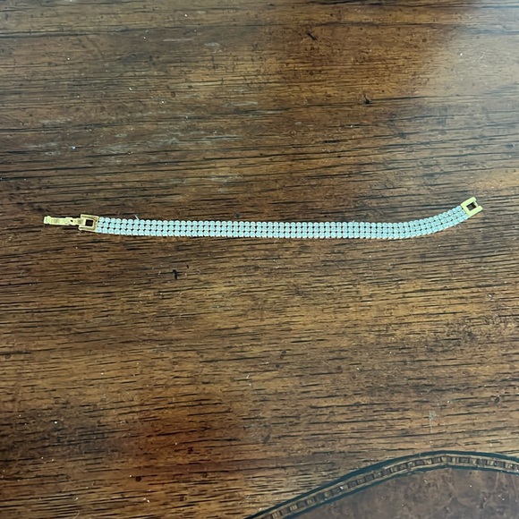 Tennis Bracelet - Picture 1 of 2